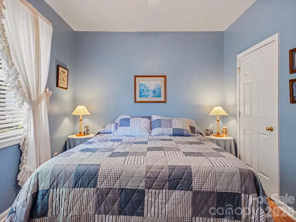 1274 Emory Lane NW Concord NC 28027