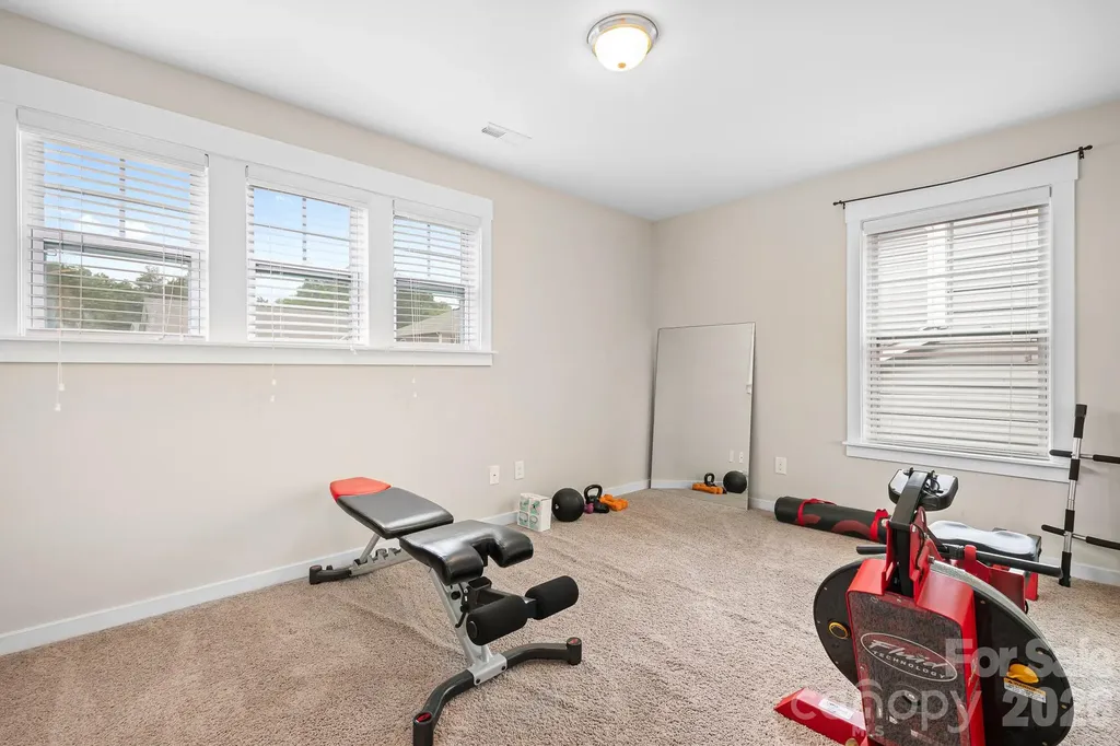 10008 Michael Crossing Drive Charlotte NC 28213