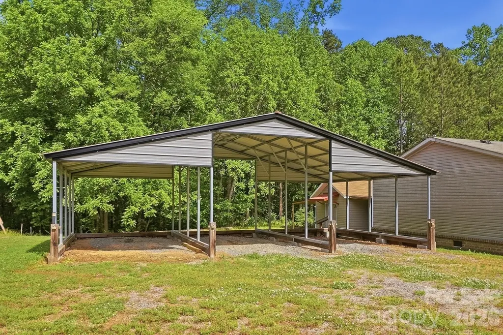 1375 Phaniel Church Road Rockwell NC 28138