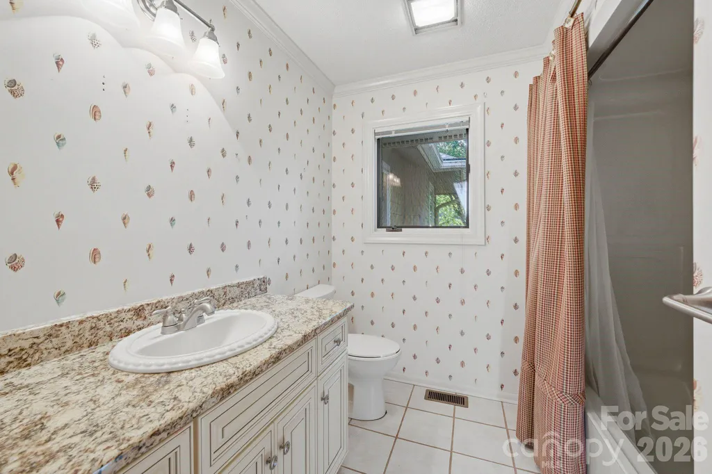3725 Kingfisher Lane Terrell NC 28682