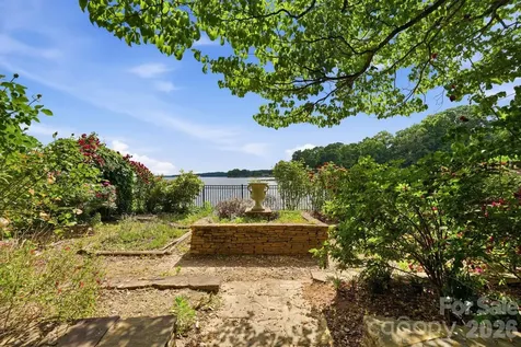 3725 Kingfisher Lane Terrell NC 28682