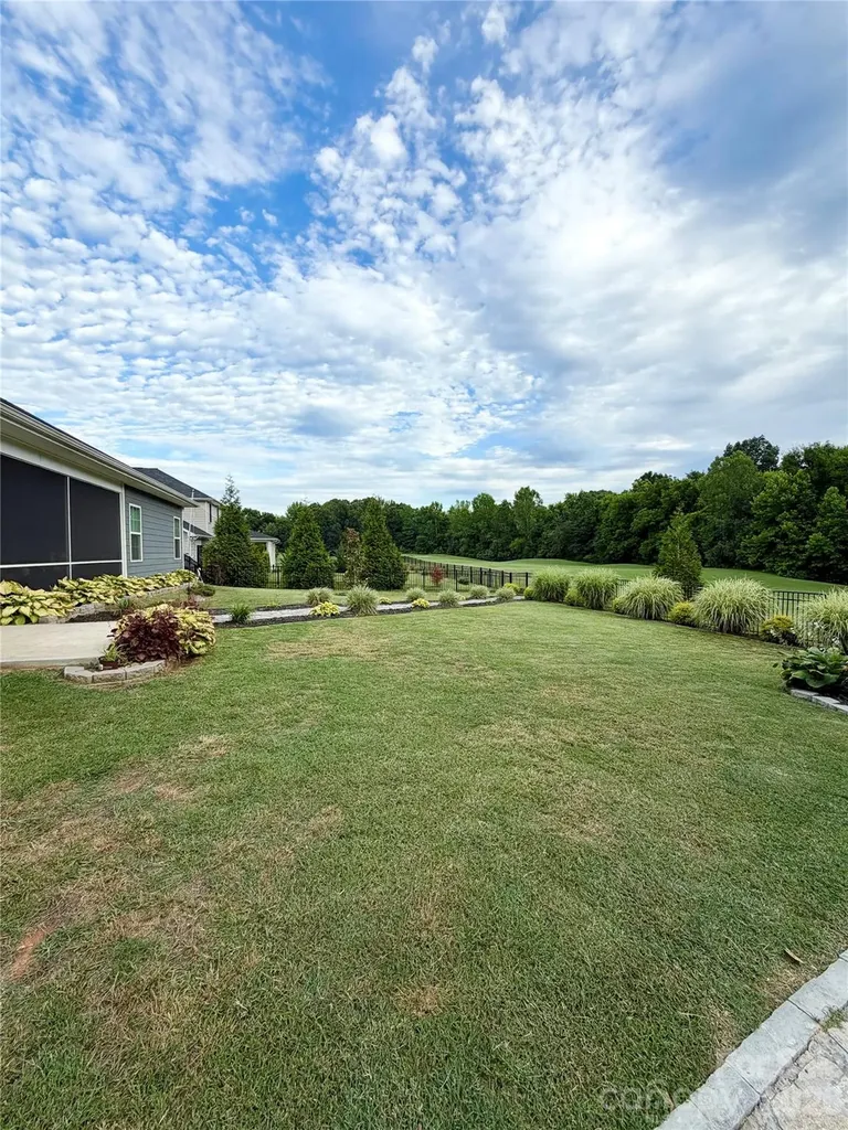 11756 Glenwood Drive Locust NC 28097