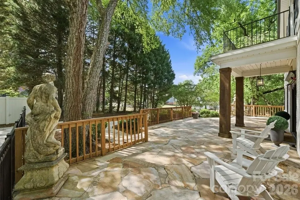 4341 Old Saybrook Court Charlotte NC 28211