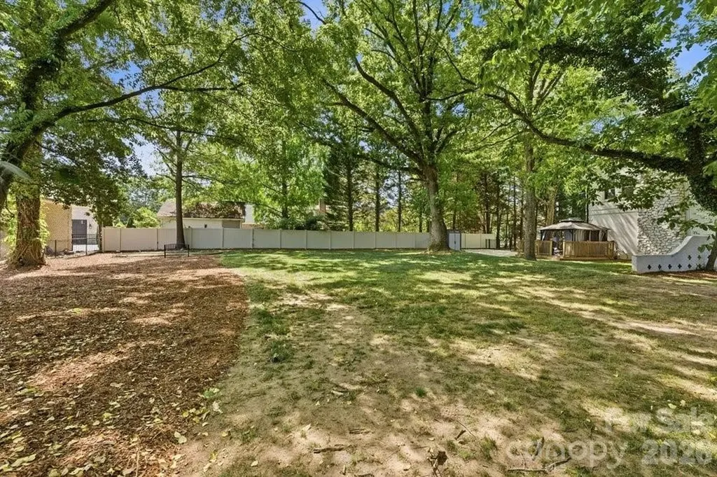 4341 Old Saybrook Court Charlotte NC 28211