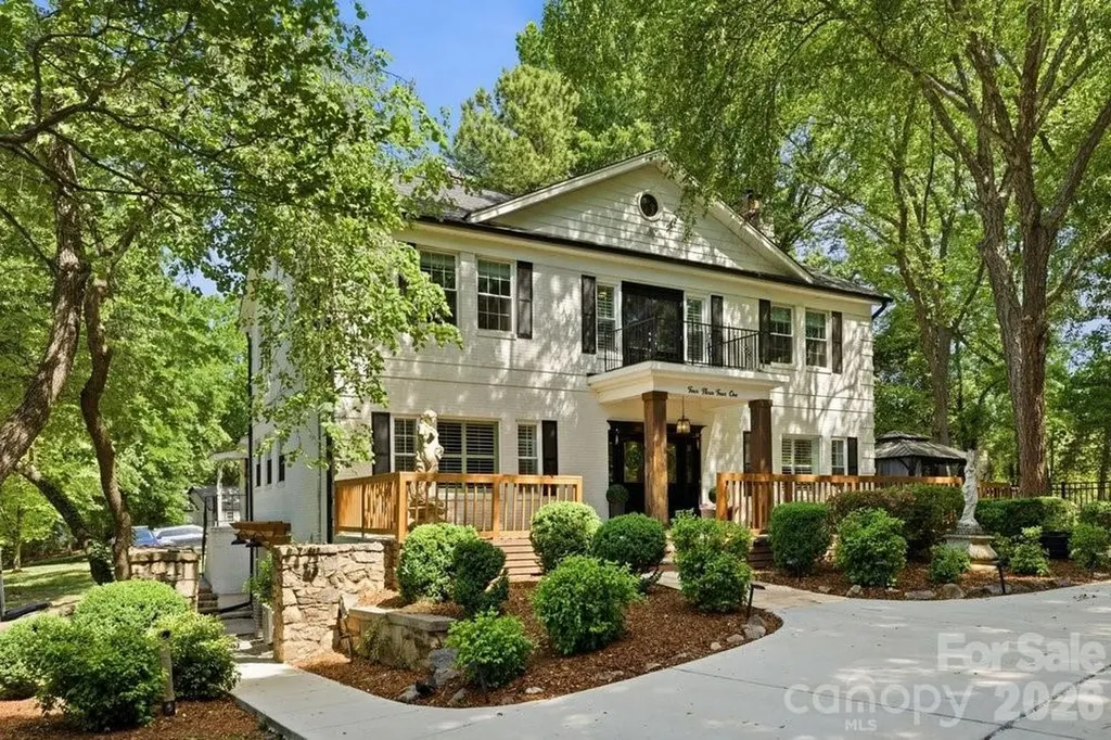 4341 Old Saybrook Court Charlotte NC 28211