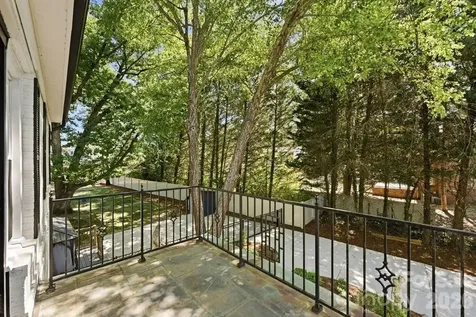 4341 Old Saybrook Court Charlotte NC 28211