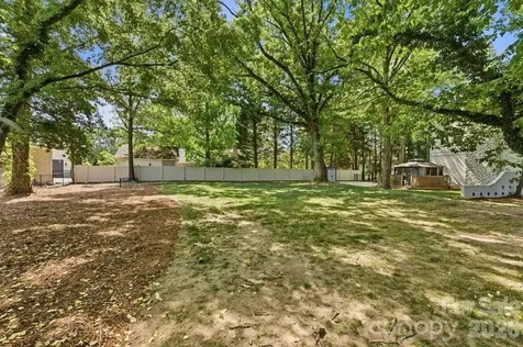4341 Old Saybrook Court Charlotte NC 28211