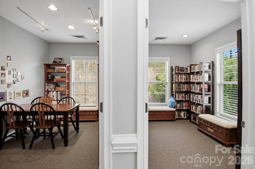 57 Outlook Circle Swannanoa NC 28778