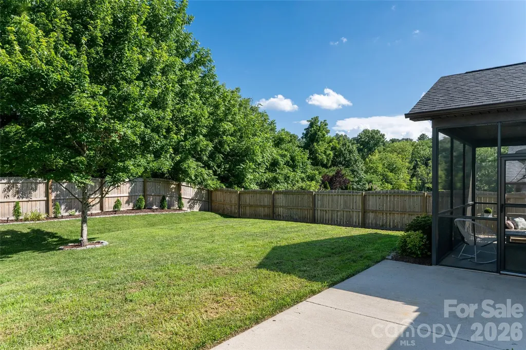 9 Partridge Berry Lane Weaverville NC 28787