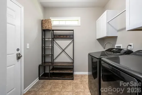 9 Partridge Berry Lane Weaverville NC 28787
