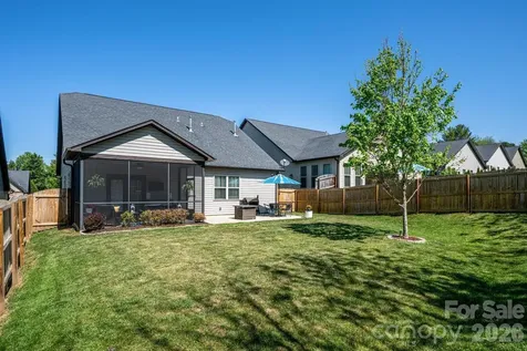 9 Partridge Berry Lane Weaverville NC 28787