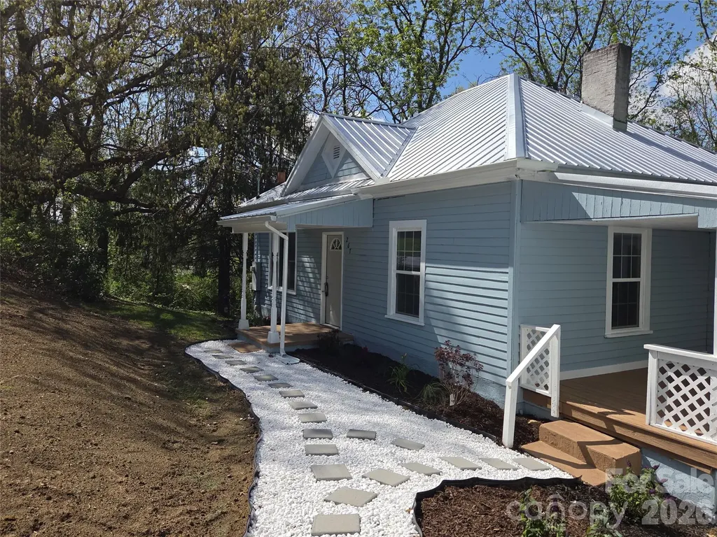 267 Beaverdam Street Canton NC 28716