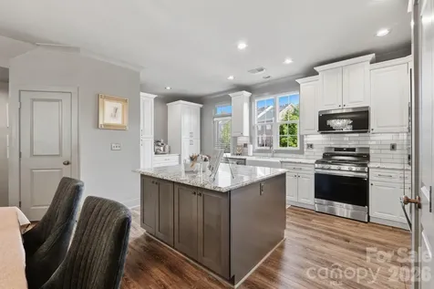 9122 Oban Passage Drive Charlotte NC 28273