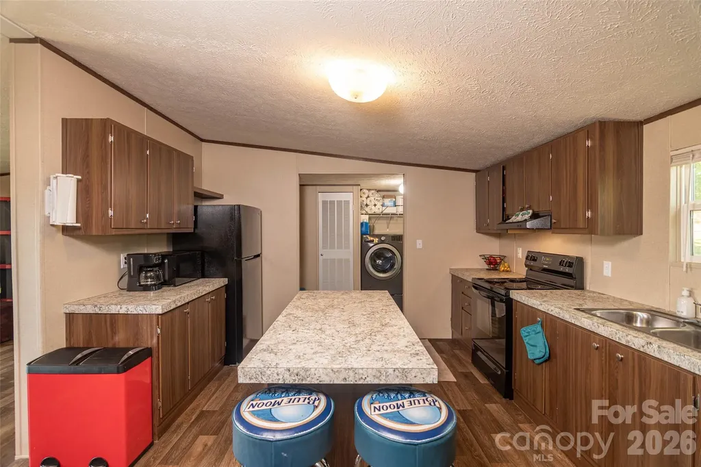 3973 Berry Creek Circle Granite Falls NC 28630