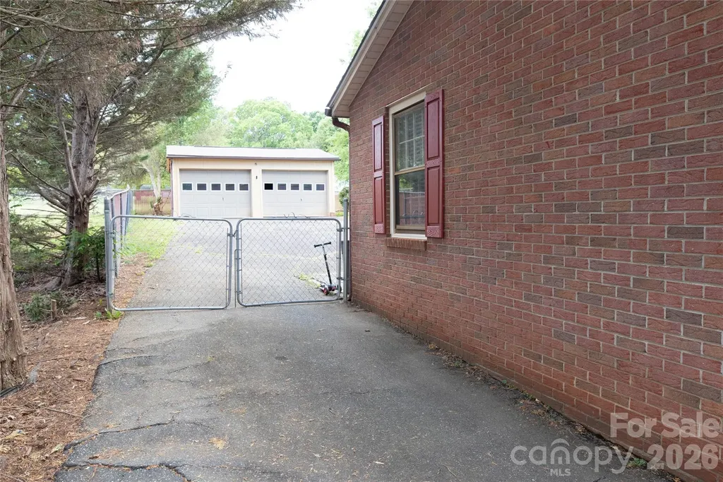 100 Woodward Avenue Morganton NC 28655