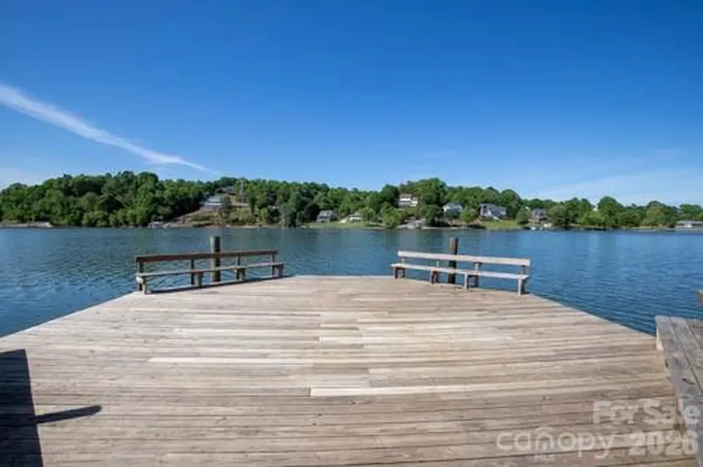 1050 21st Avenue Avenue NW Hickory NC 28604