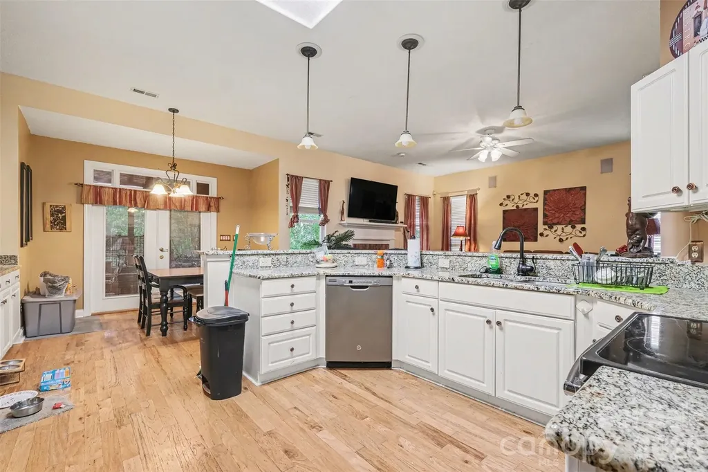 12310 Panthersville Drive Charlotte NC 28269