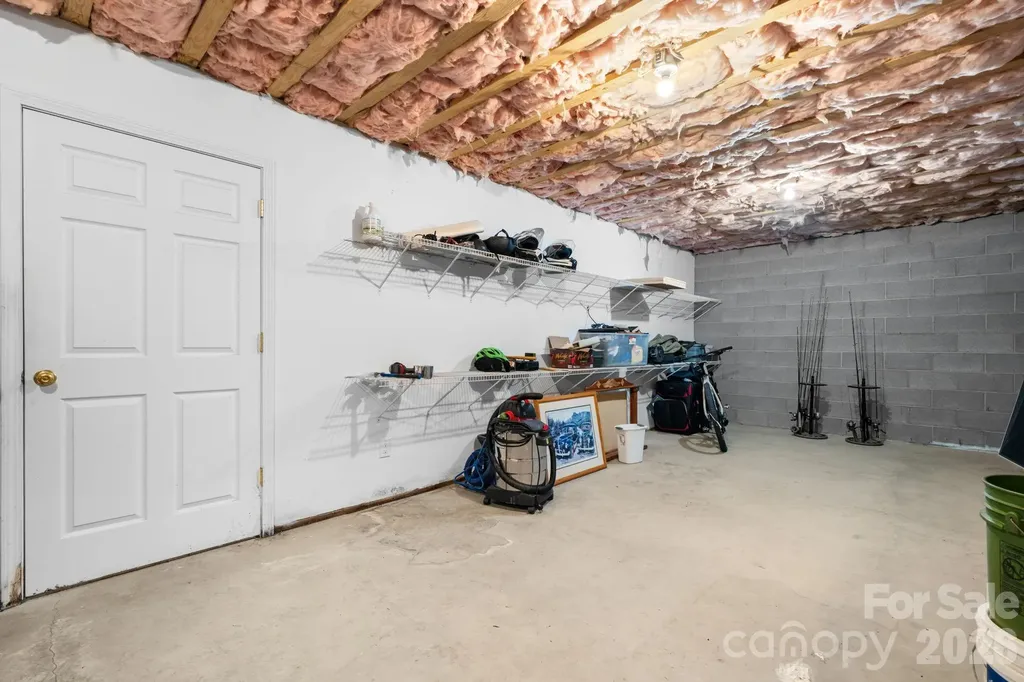 7008 Peyronel Street Connelly Springs NC 28612