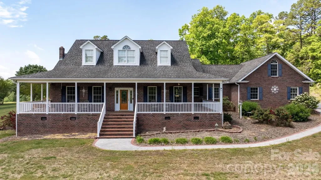 7008 Peyronel Street Connelly Springs NC 28612