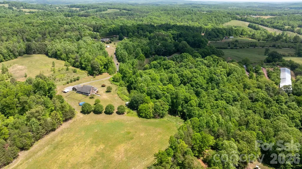 7008 Peyronel Street Connelly Springs NC 28612