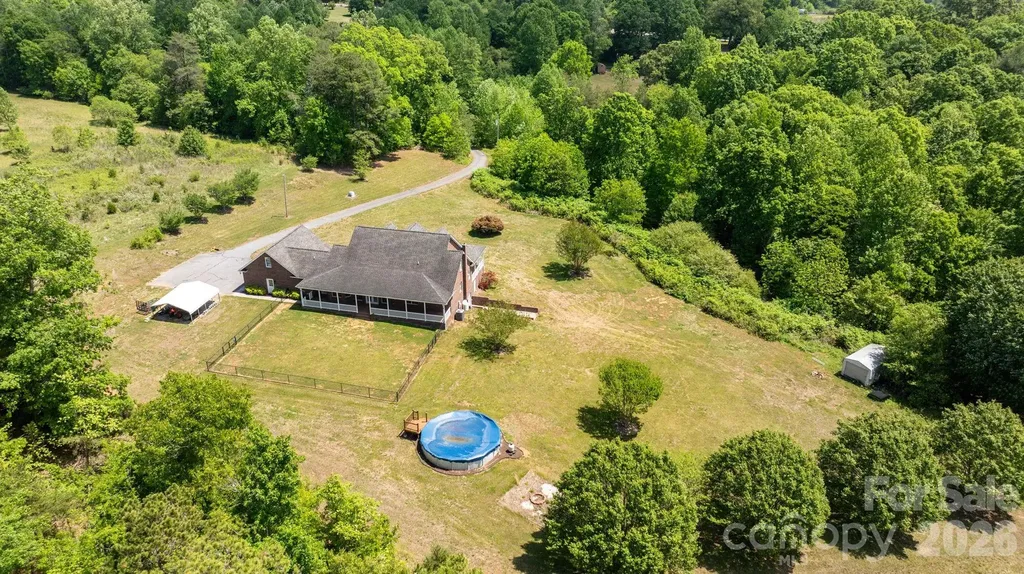 7008 Peyronel Street Connelly Springs NC 28612