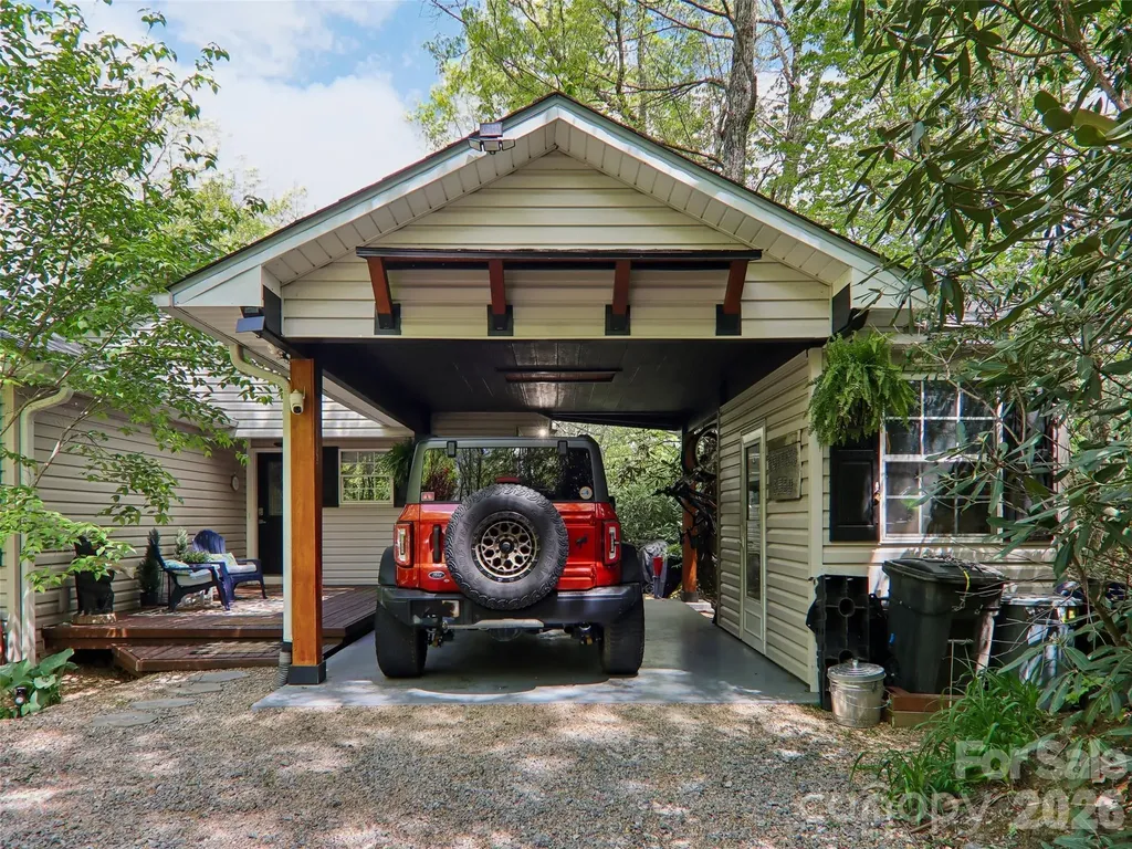 554 Pisgah Forest Drive Pisgah Forest NC 28768