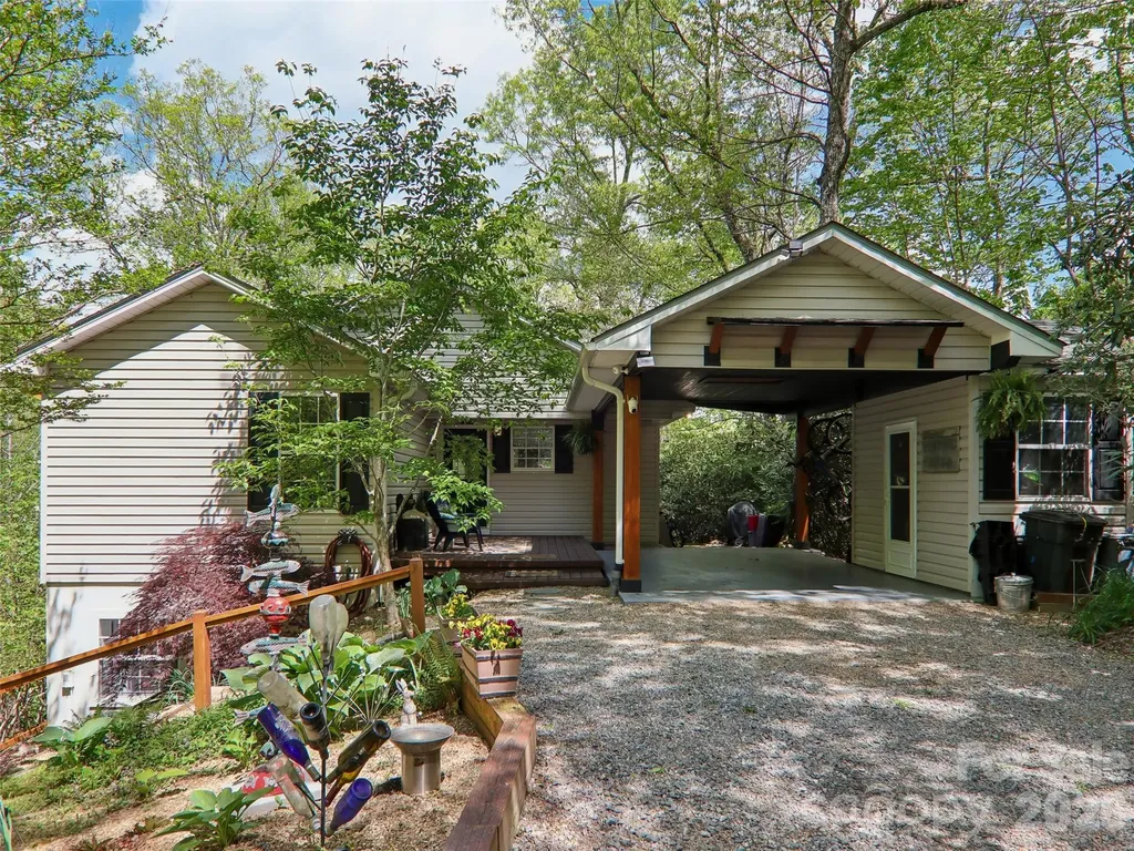 554 Pisgah Forest Drive Pisgah Forest NC 28768