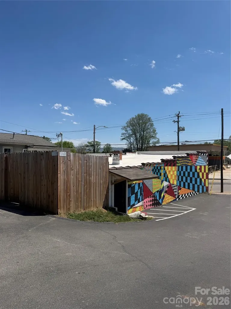 645 & 647 Haywood Road Asheville NC 28806