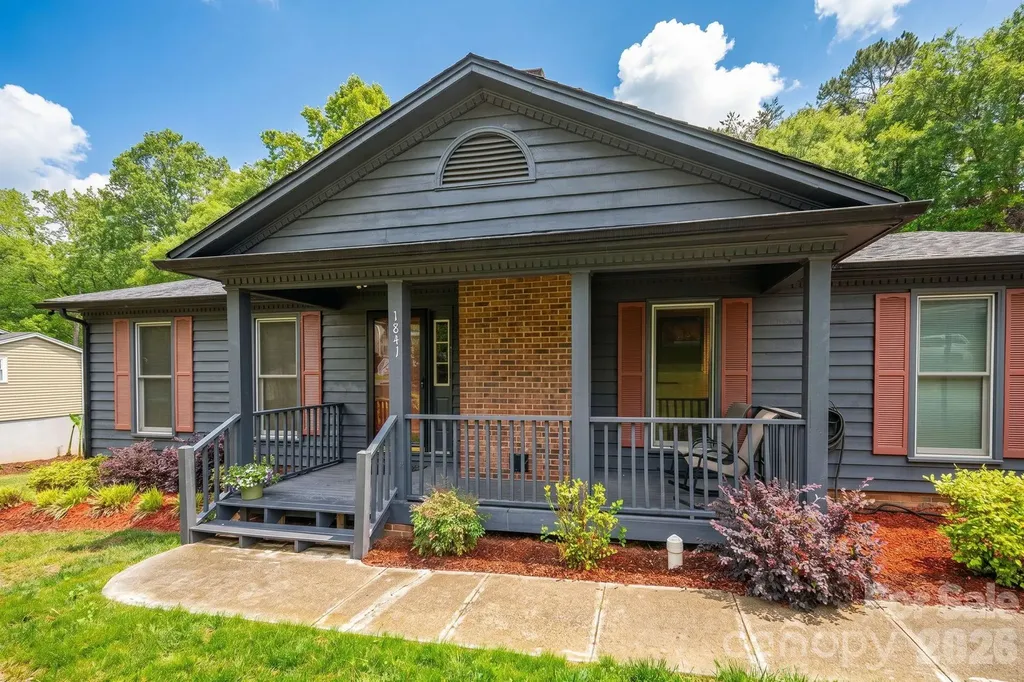 1841 Oak Hollow Road Gastonia NC 28054