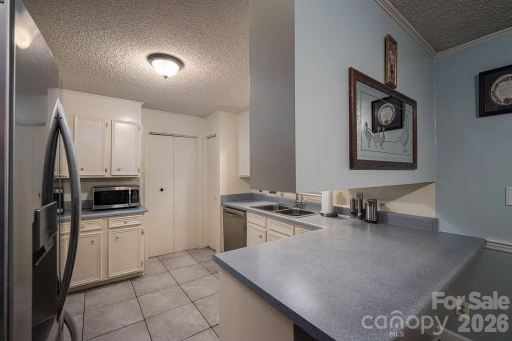 1841 Oak Hollow Road Gastonia NC 28054