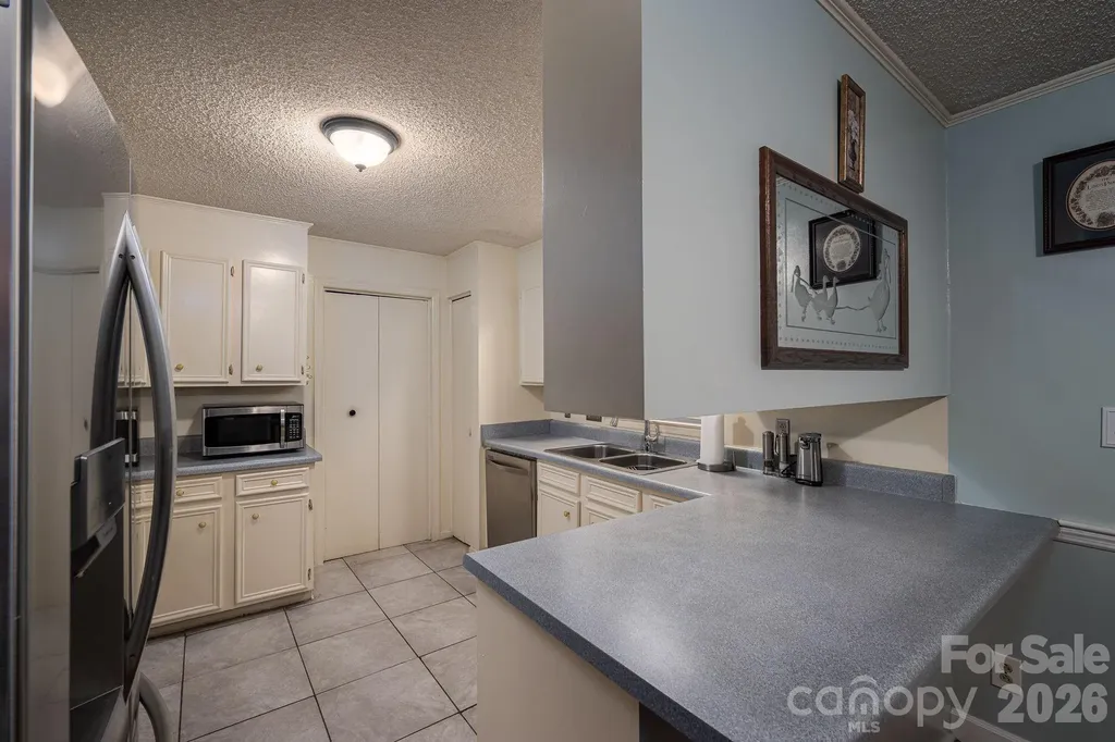 1841 Oak Hollow Road Gastonia NC 28054