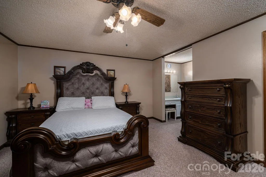 1841 Oak Hollow Road Gastonia NC 28054