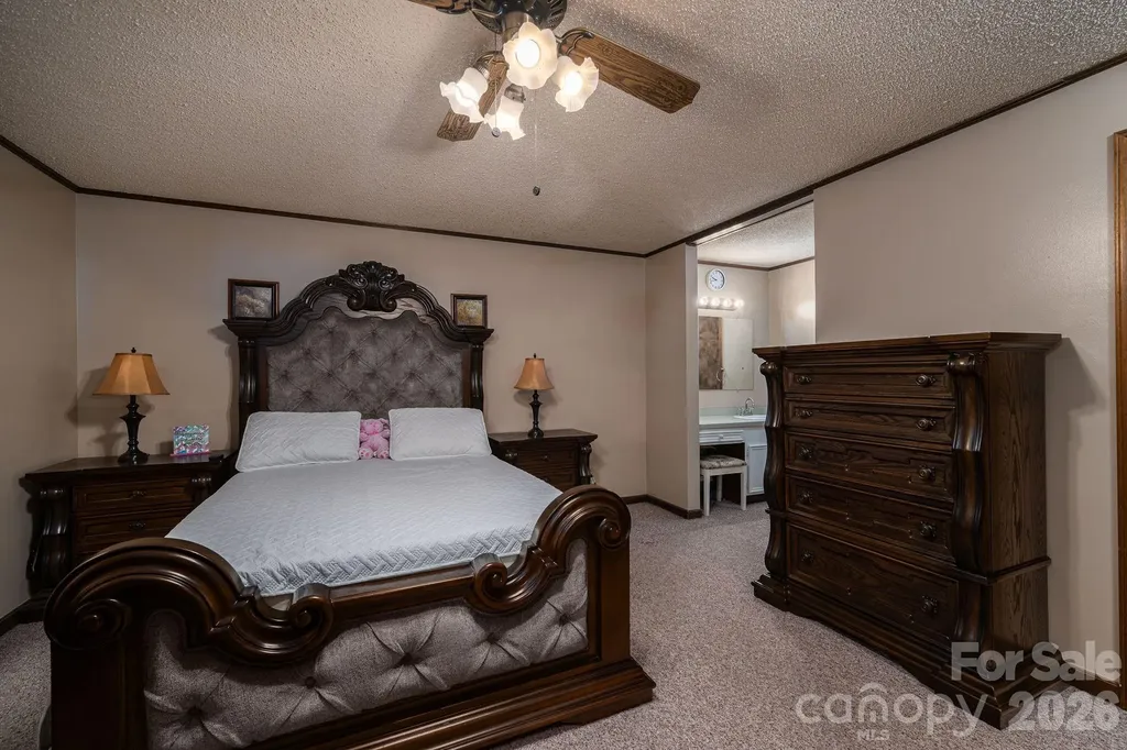 1841 Oak Hollow Road Gastonia NC 28054