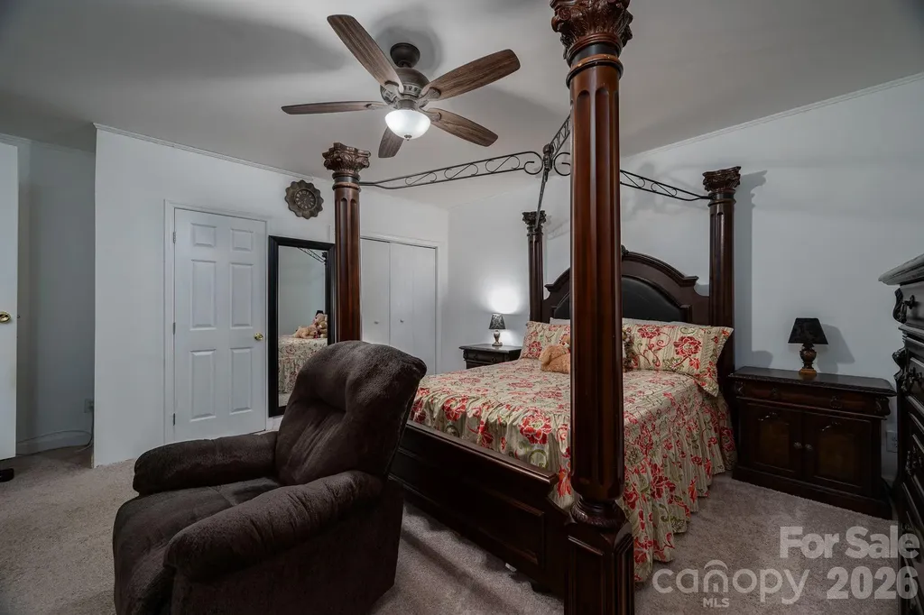 1841 Oak Hollow Road Gastonia NC 28054