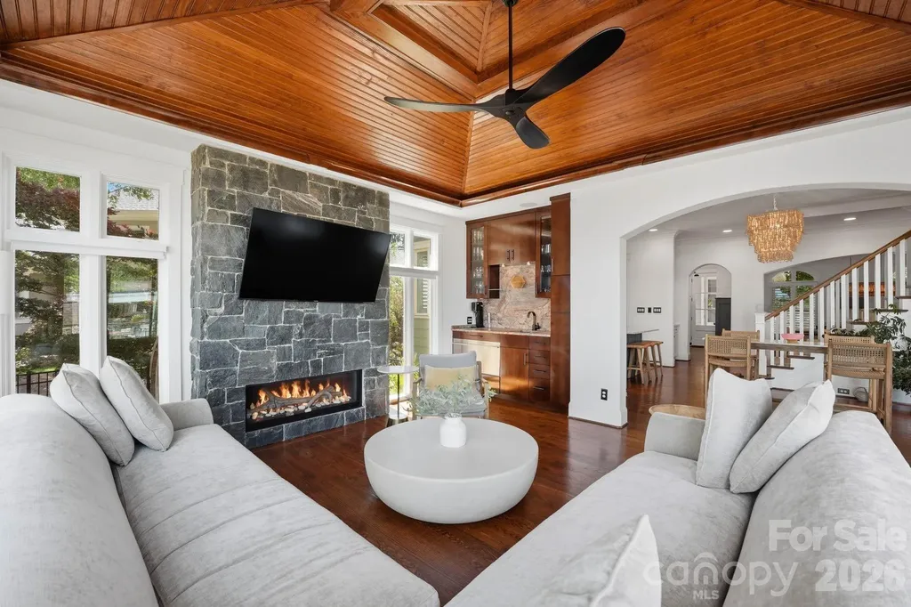 3900 Channel Pointe Lane Denver NC 28037