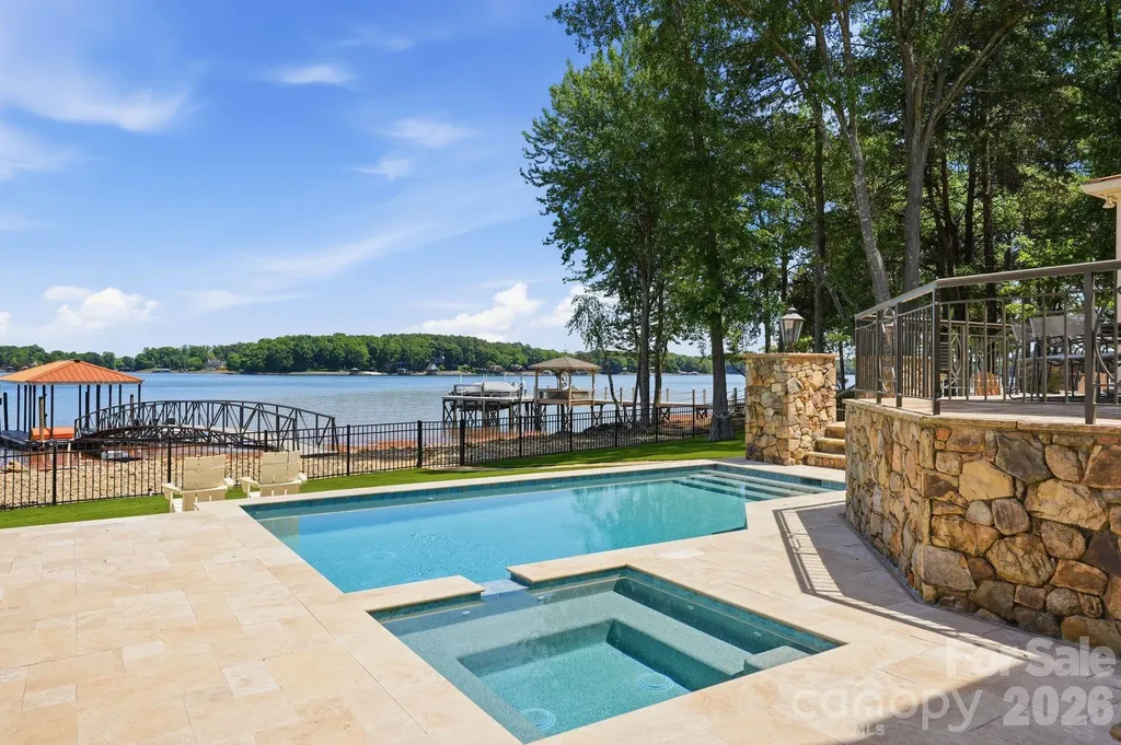 3900 Channel Pointe Lane Denver NC 28037