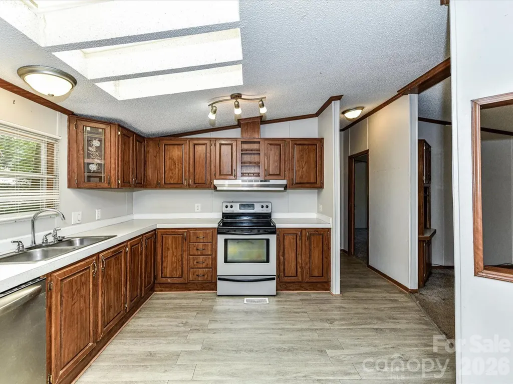 3690 Vickery Drive Maiden NC 28650