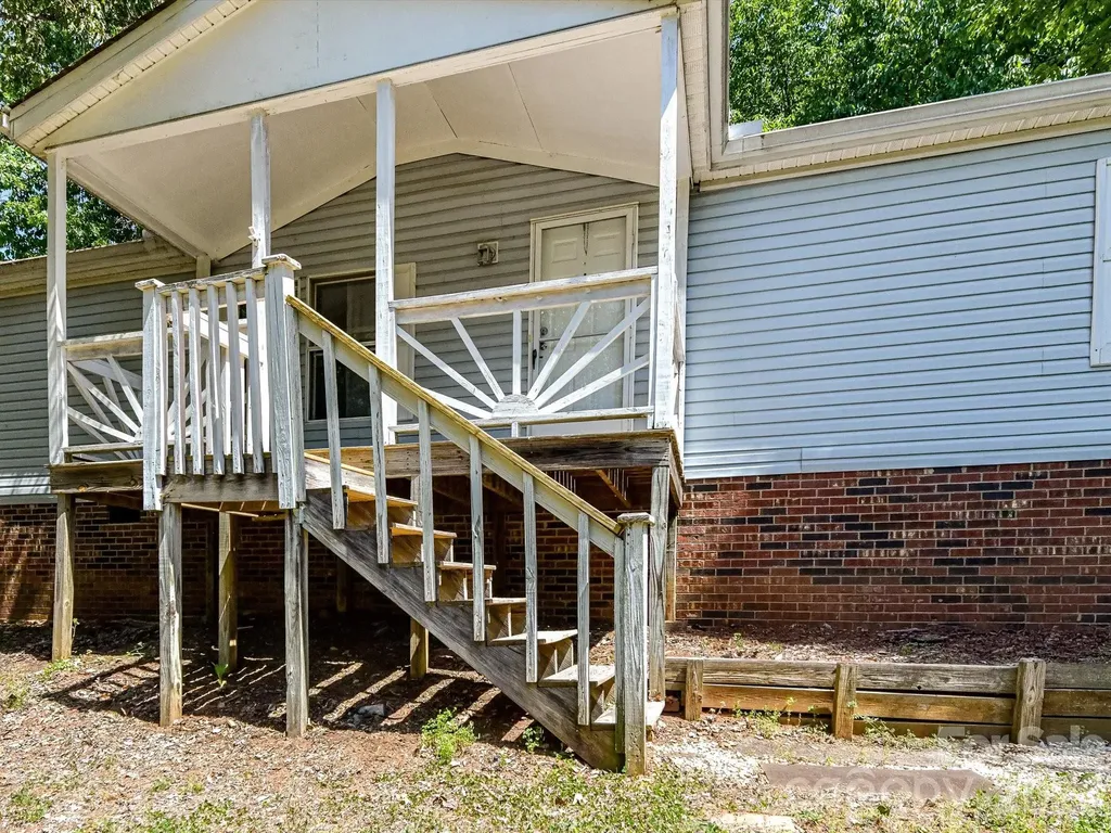 3690 Vickery Drive Maiden NC 28650