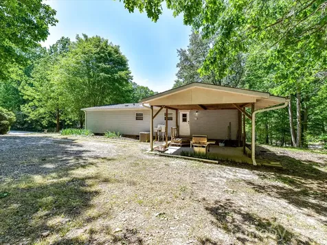 3690 Vickery Drive Maiden NC 28650