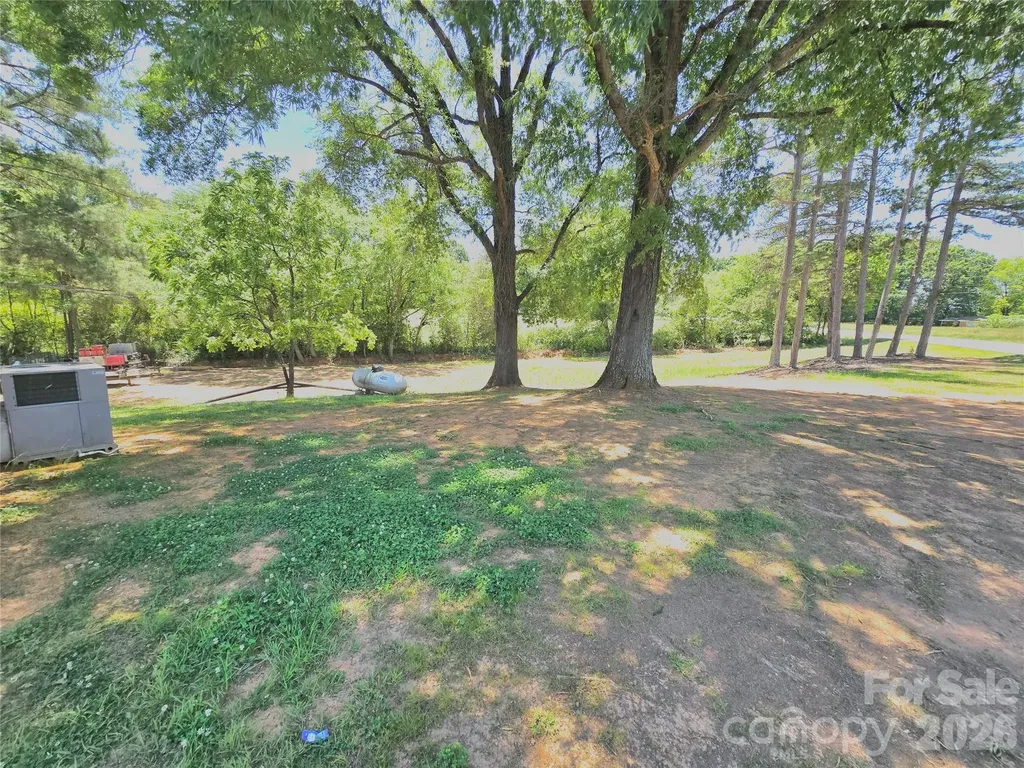 40582 Old Cottonville Road Norwood NC 28128