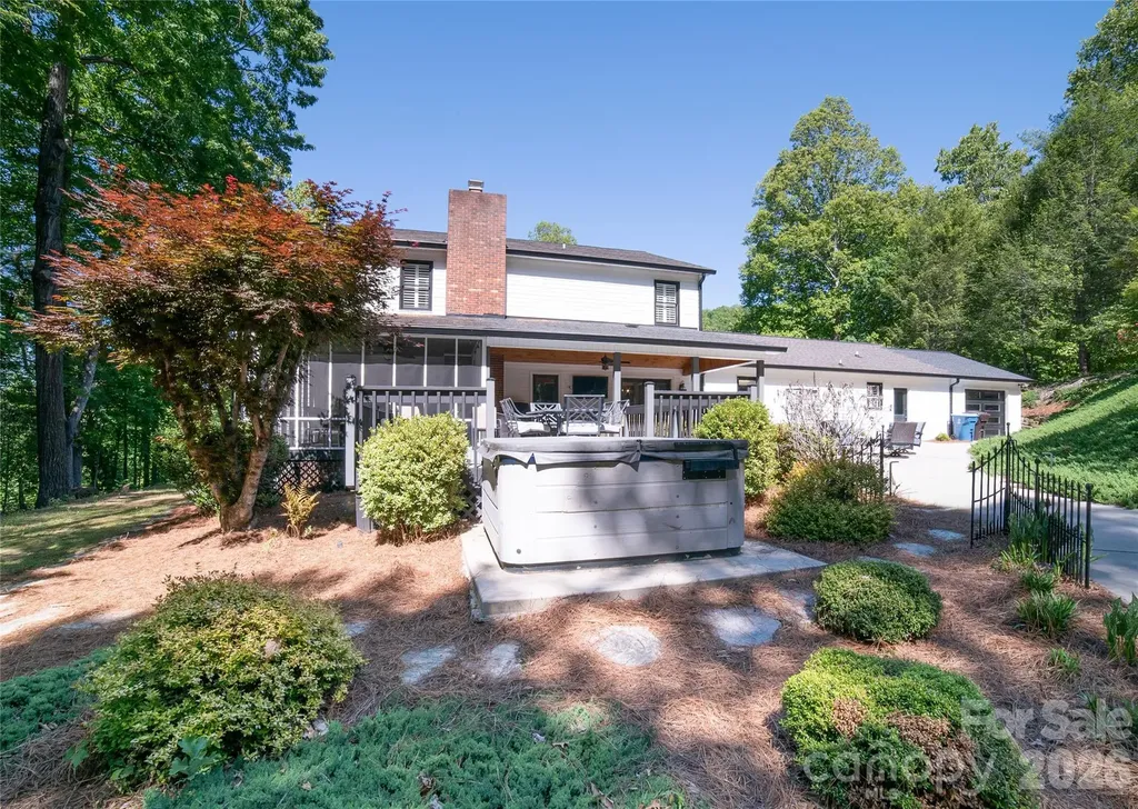 1793 Cedar Drive SE Lenoir NC 28645