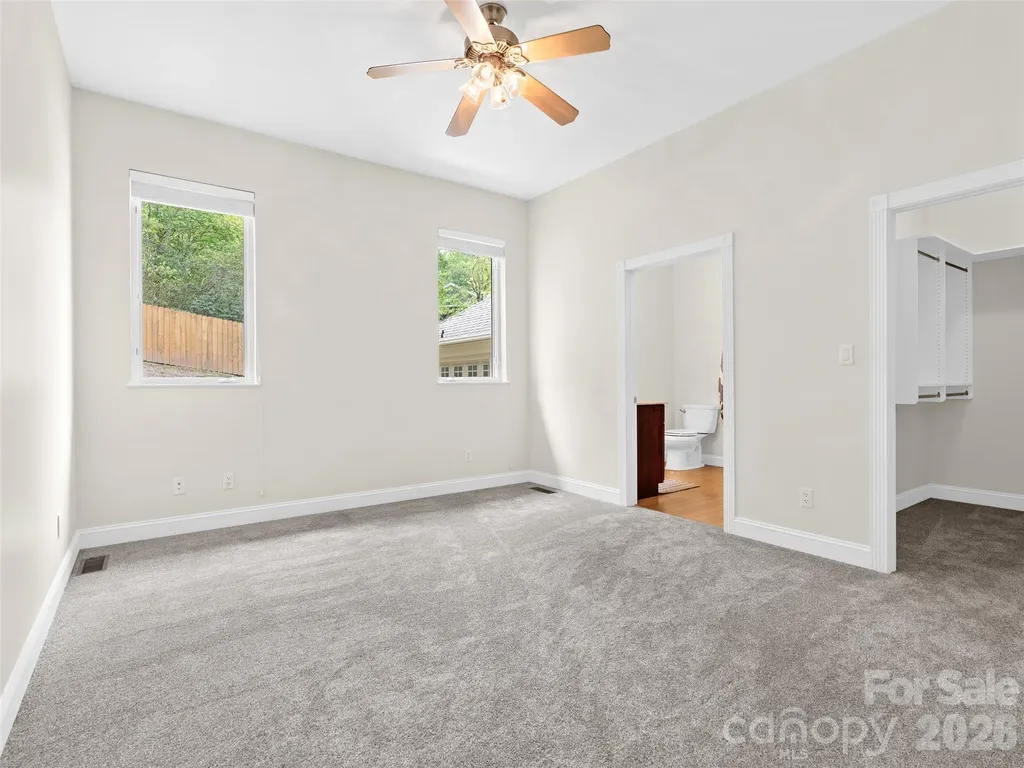 16 Chickadee Lane Fairview NC 28730