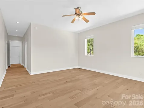 16 Chickadee Lane Fairview NC 28730