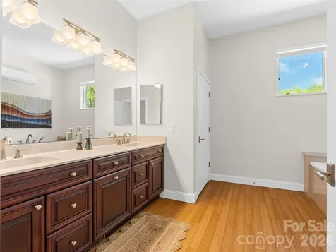 16 Chickadee Lane Fairview NC 28730