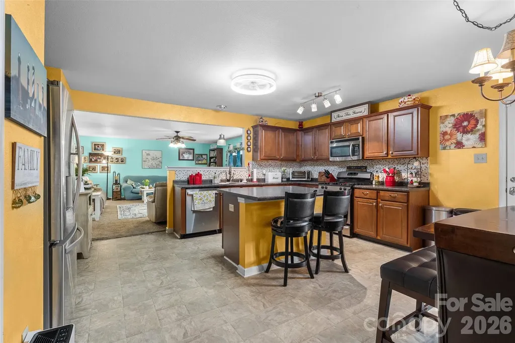 3248 Pikes Peak Drive Gastonia NC 28052