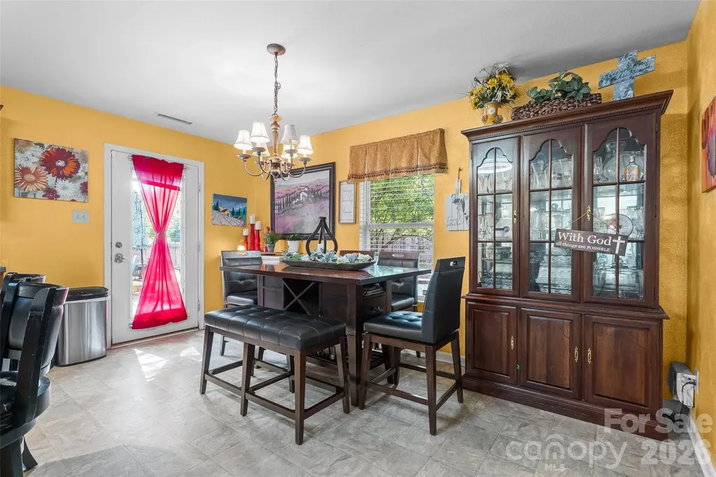 3248 Pikes Peak Drive Gastonia NC 28052