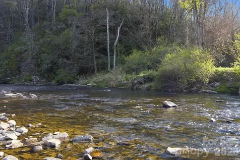 8186 Nc 183 Highway Linville Falls NC 28657