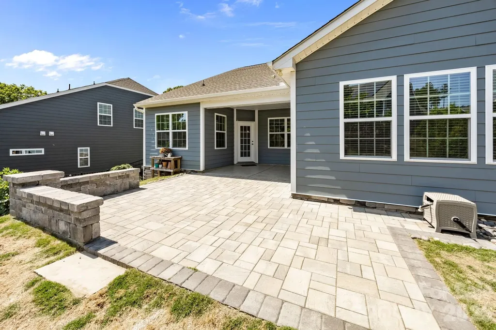 3061 Rosseau Lane Mount Holly NC 28120