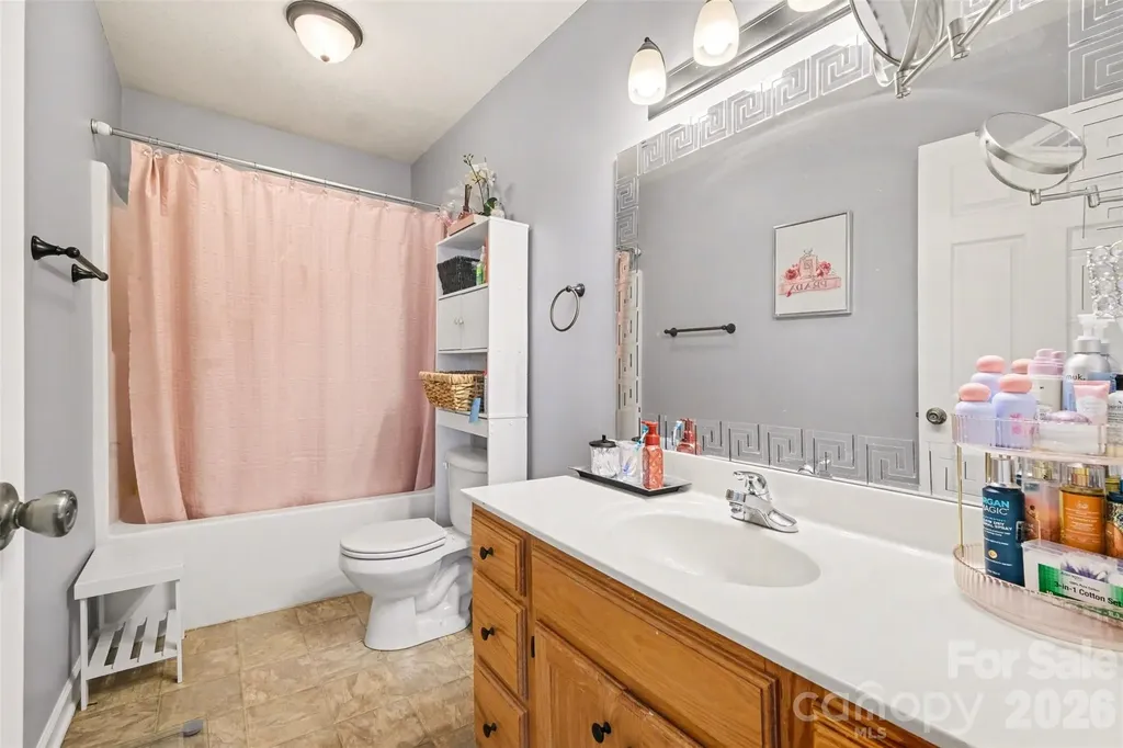 2056 Redberry Lane Conover NC 28613