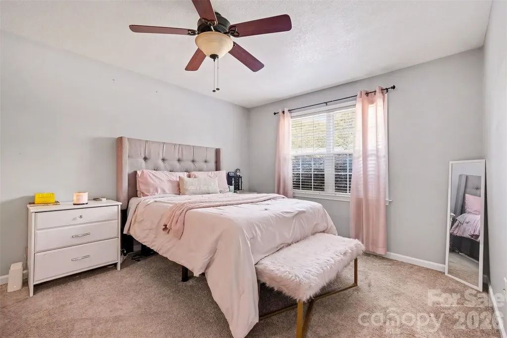 2056 Redberry Lane Conover NC 28613